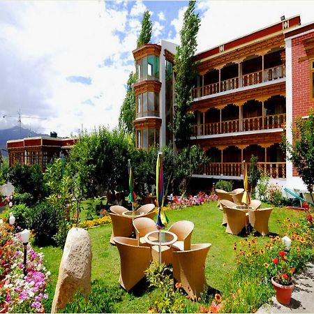 Hotel Royal Palace - Leh Eksteriør bilde