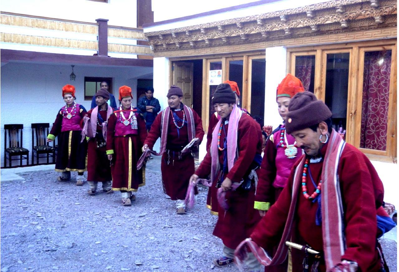 Hotel Royal Palace - Leh Eksteriør bilde