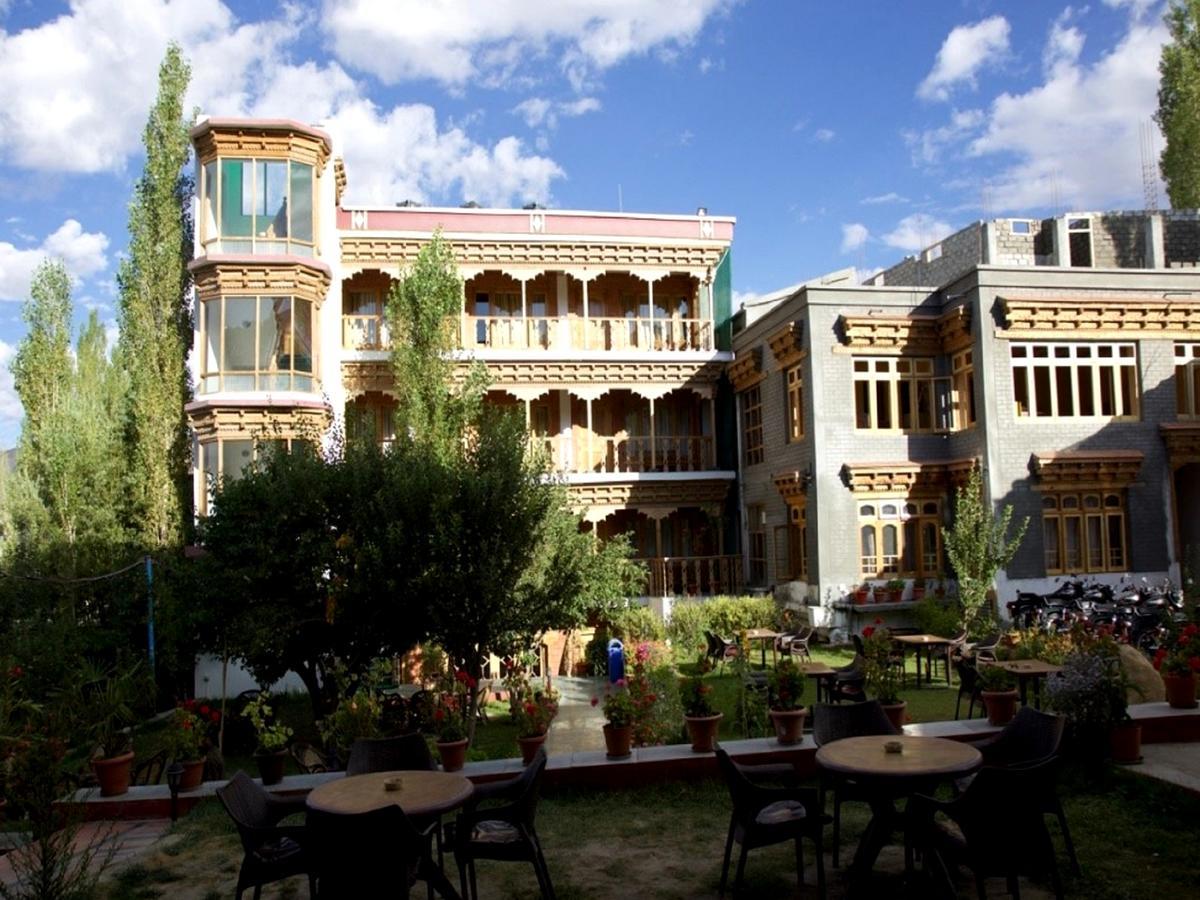 Hotel Royal Palace - Leh Eksteriør bilde